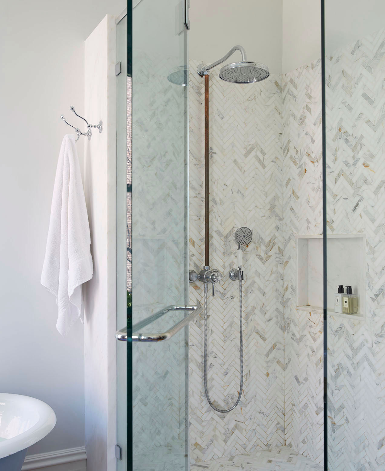 A Three-Family Row House Converted Into an Elegant Contemporary Home in Carroll Gardens, New York City by Lang Architecture (17)