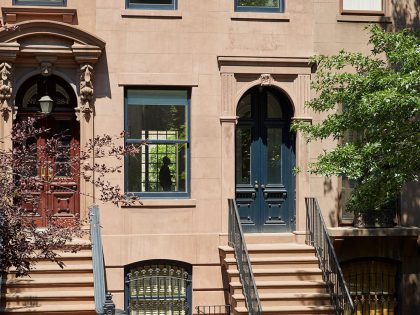 A Three-Family Row House Converted Into an Elegant Contemporary Home in Carroll Gardens, New York City by Lang Architecture (2)
