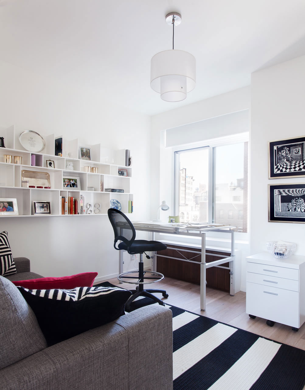 A Two Apartments Joined Into a Spacious Contemporary Home in New York City by Tirmizi Campbell (14)