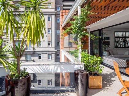 A Unique and Elegant Contemporary Apartment in São Paulo by ROCCO ARQUITETOS (1)