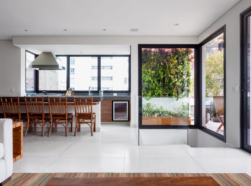 A Unique and Elegant Contemporary Apartment in São Paulo by ROCCO ARQUITETOS (12)