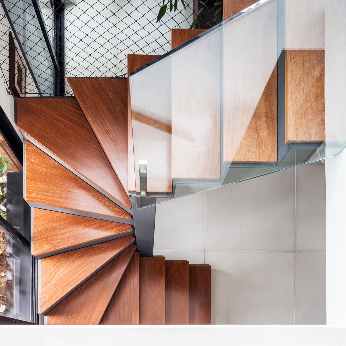 A Unique and Elegant Contemporary Apartment in São Paulo by ROCCO ARQUITETOS (17)