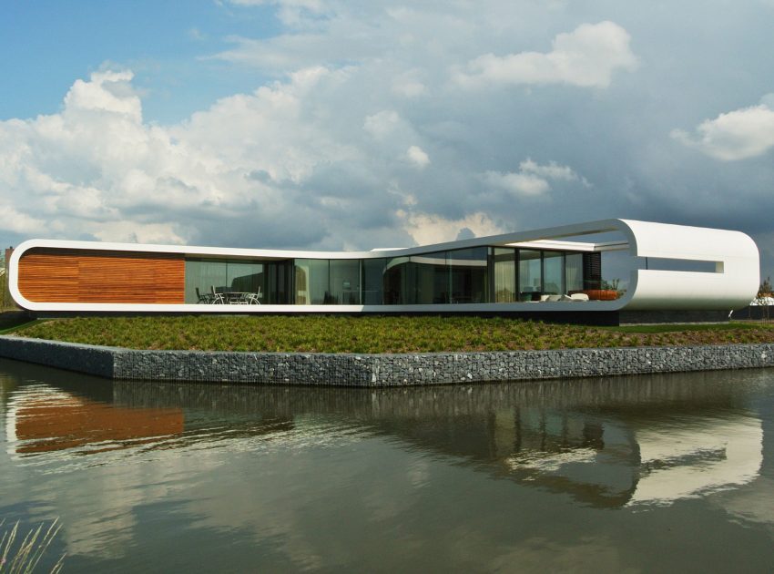 A Unique and Spacious Waterfront Home for a Family in Naaldwijk, The Netherlands by Waterstudio NL (1)