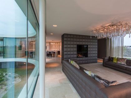 A Unique and Spacious Waterfront Home for a Family in Naaldwijk, The Netherlands by Waterstudio NL (5)