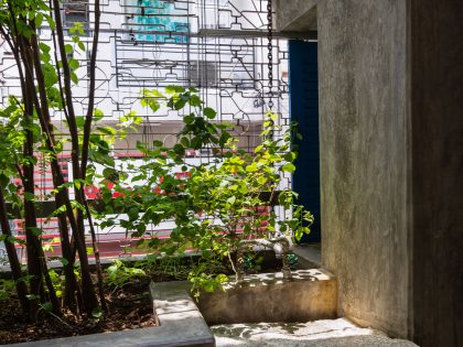 A Wonderful Vertical Home with Indoor Garden and Courtyard in Ho Chi Minh City by a21studĩo (4)