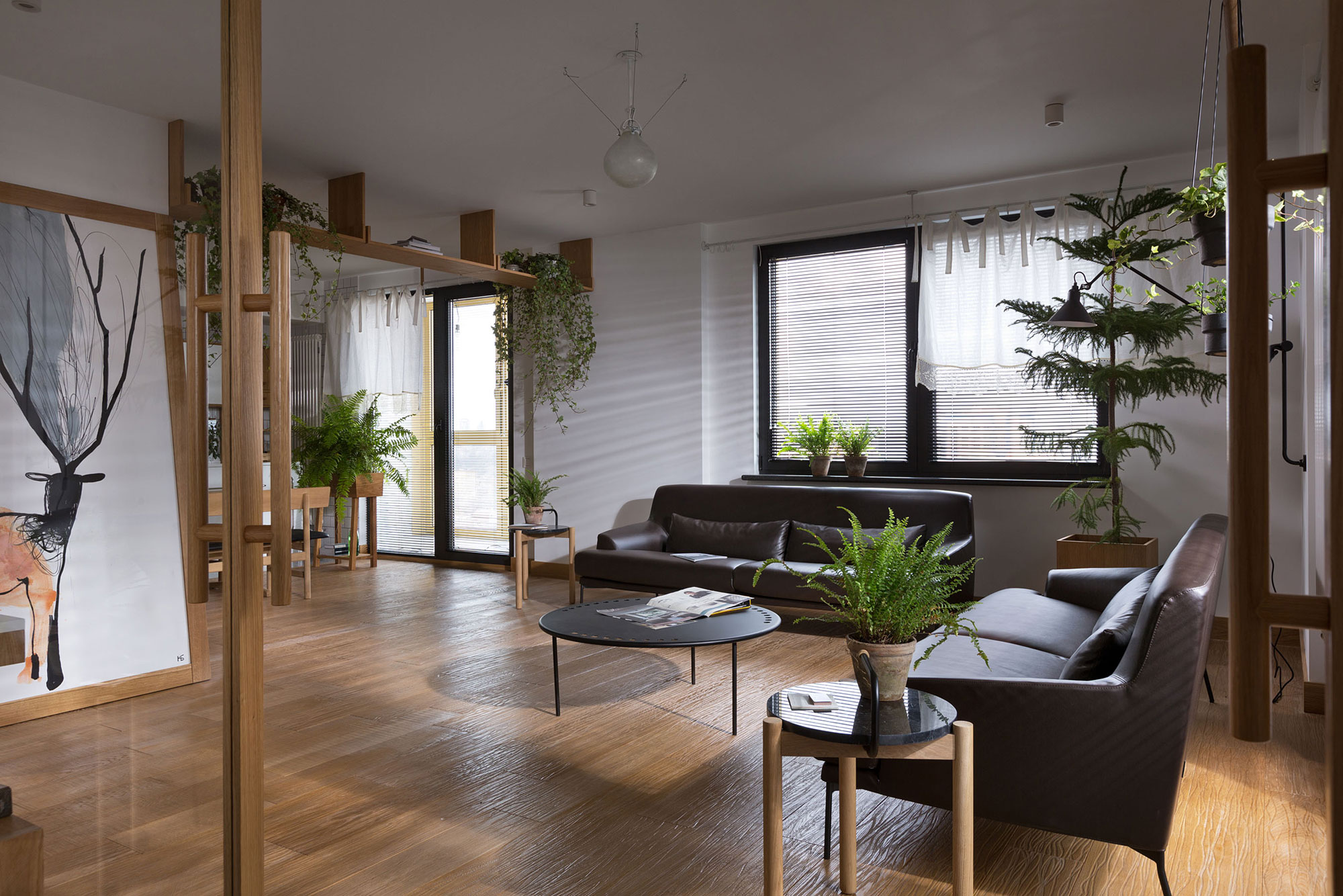 An Airy Monochromatic Apartment with Clean Lines and Simple Furnishings in Kiev by Alena Yudina (1)
