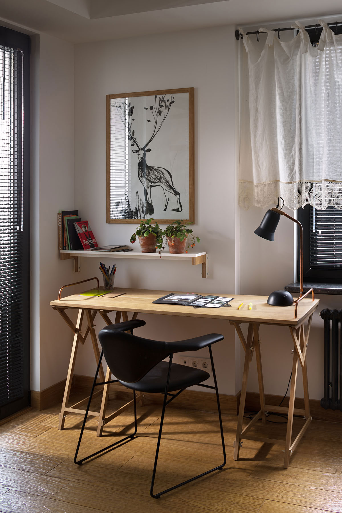An Airy Monochromatic Apartment with Clean Lines and Simple Furnishings in Kiev by Alena Yudina (29)