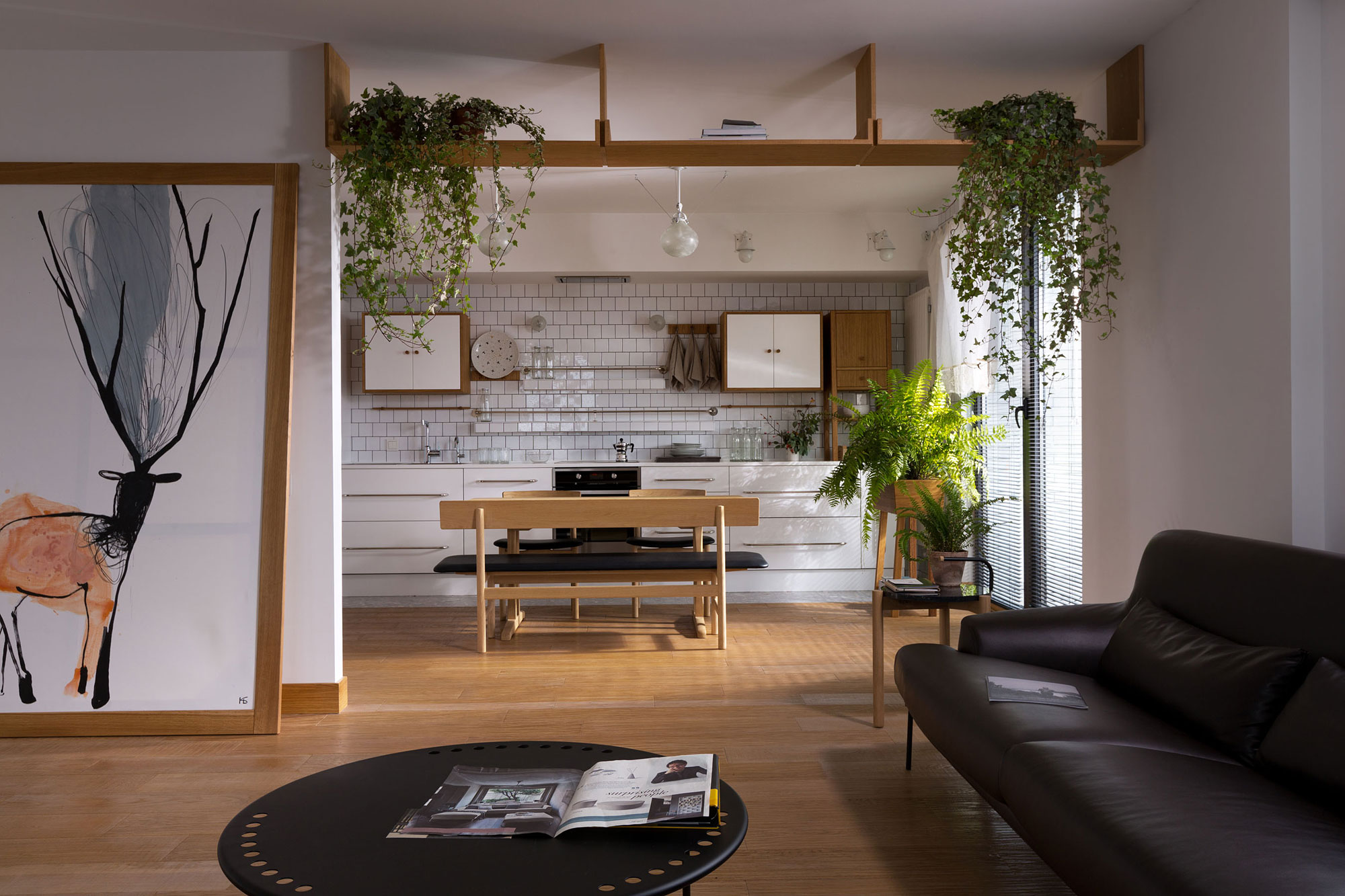 An Airy Monochromatic Apartment with Clean Lines and Simple Furnishings in Kiev by Alena Yudina (3)