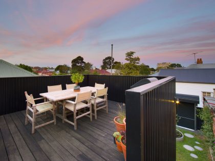 An Eclectic Industrial Home with Recycled and Spatial Arrangement in Brunswick by Christopher Botterill (6)