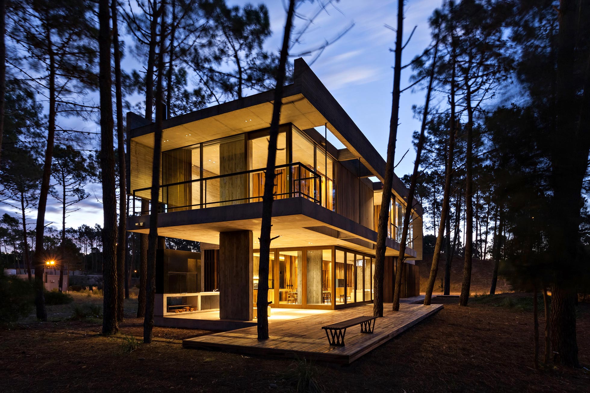 An Elegant Concrete and Glass House in the Forest of Pinamar, Argentina by ATV arquitectos (10)