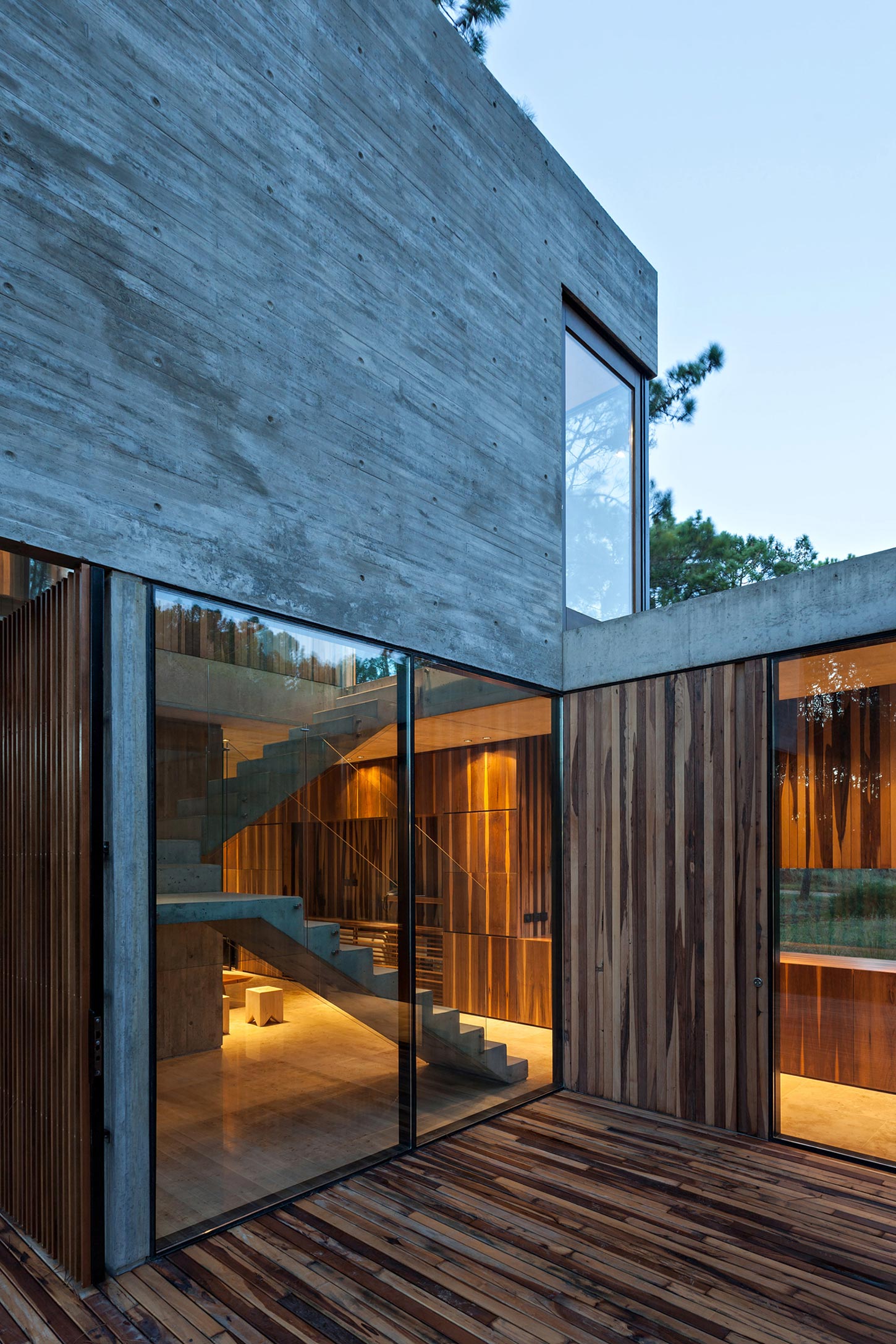 An Elegant Concrete and Glass House in the Forest of Pinamar, Argentina by ATV arquitectos (8)