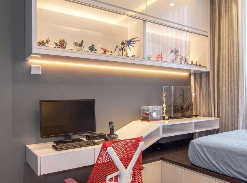 An Elegant Contemporary Apartment with Breathtaking Interior in Singapore by KNQ Associates (17)