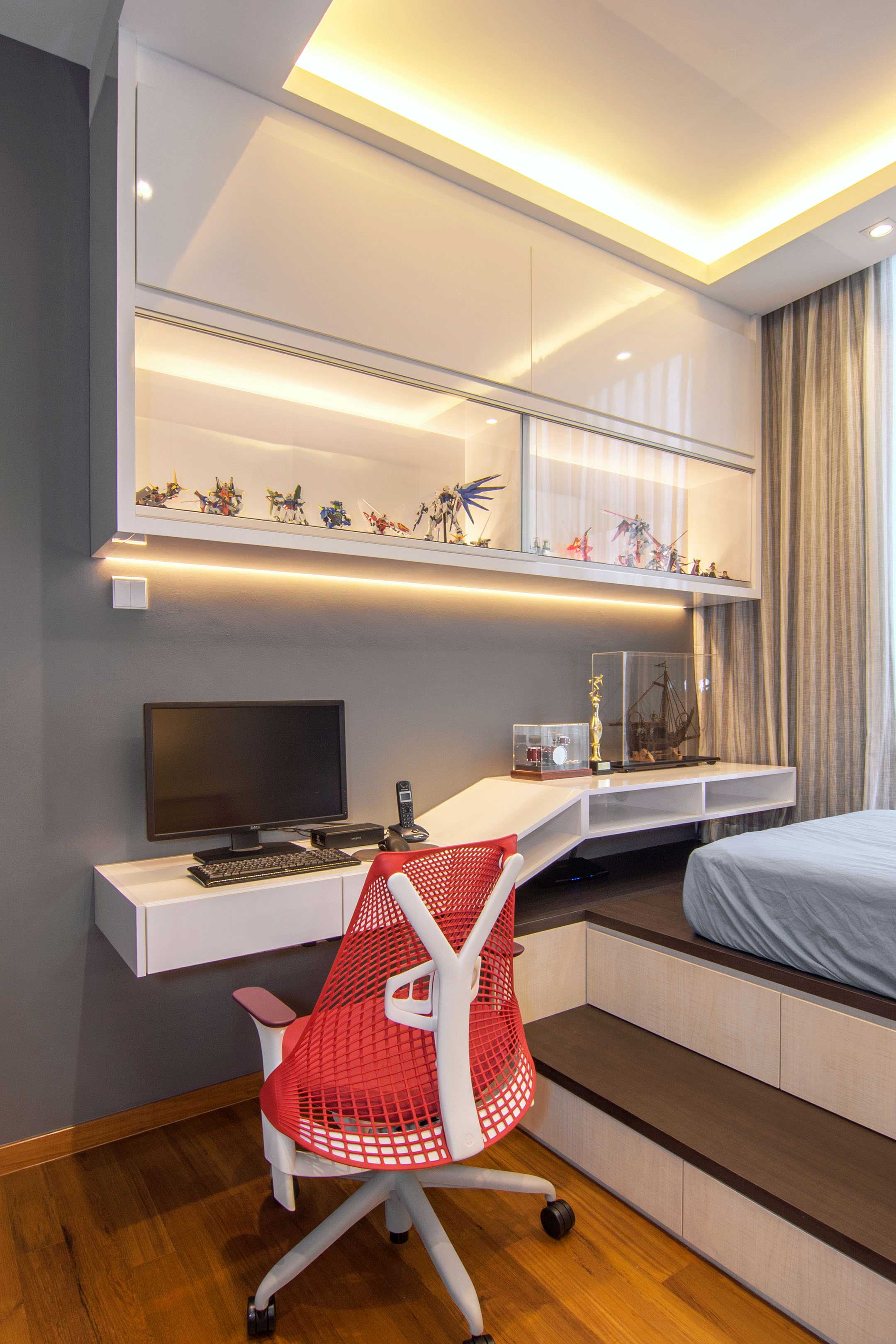 An Elegant Contemporary Apartment with Breathtaking Interior in Singapore by KNQ Associates (17)