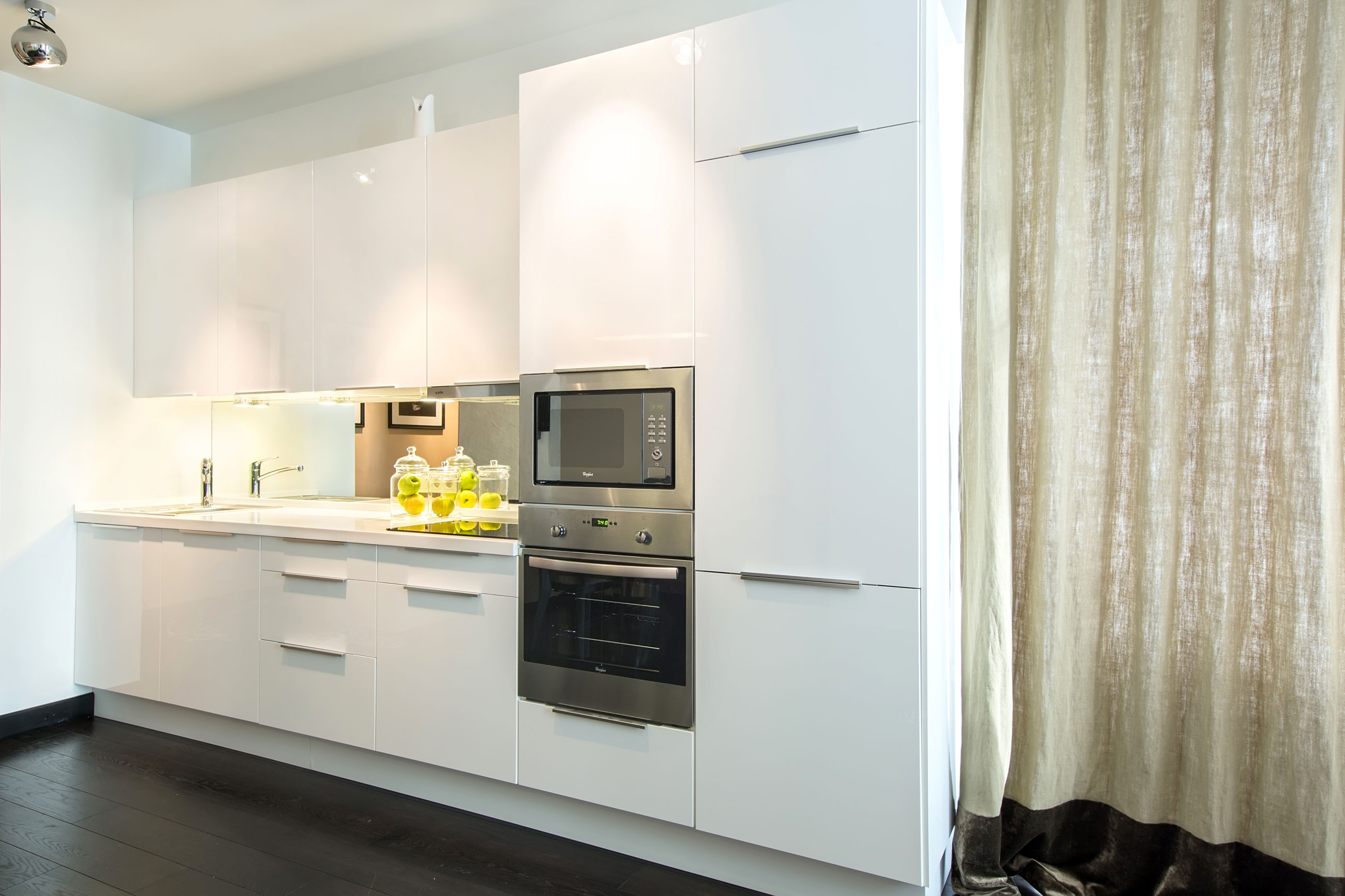 An Elegant Contemporary Apartment with Warm and Timeless Interiors in Kiev by Absolute Interior Decor (4)