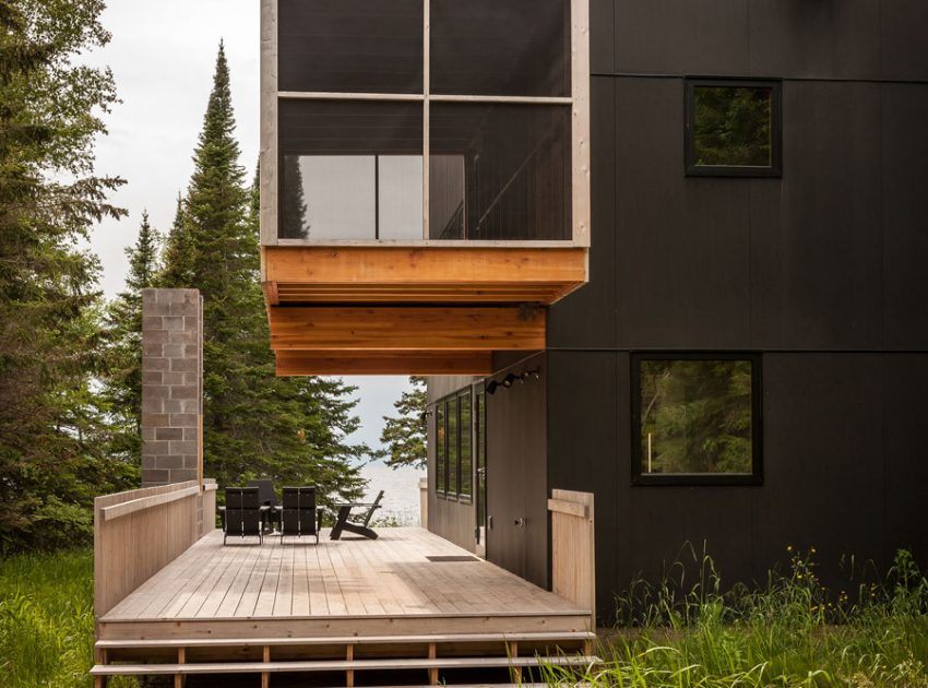 An Elegant Contemporary Family Retreat in Herbster, Wisconsin by Salmela Architect (11)