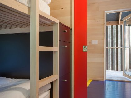 An Elegant Contemporary Family Retreat in Herbster, Wisconsin by Salmela Architect (22)