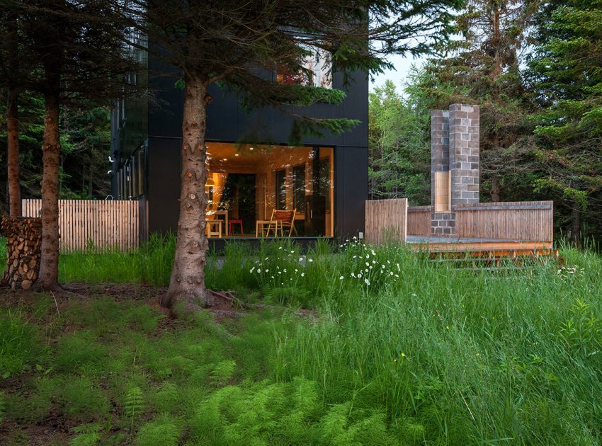 An Elegant Contemporary Family Retreat in Herbster, Wisconsin by Salmela Architect (24)