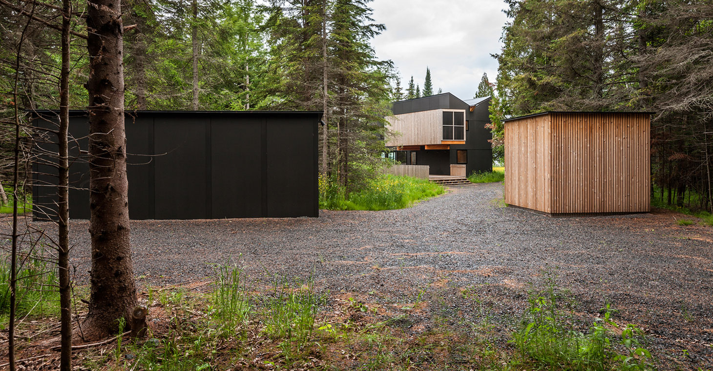 An Elegant Contemporary Family Retreat in Herbster, Wisconsin by Salmela Architect (6)
