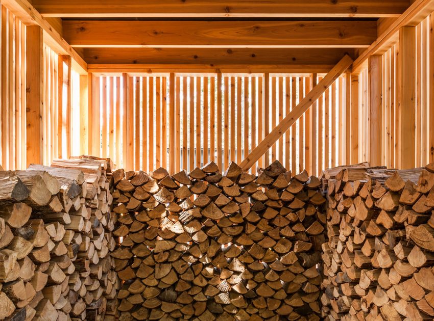 An Elegant Contemporary Family Retreat in Herbster, Wisconsin by Salmela Architect (9)