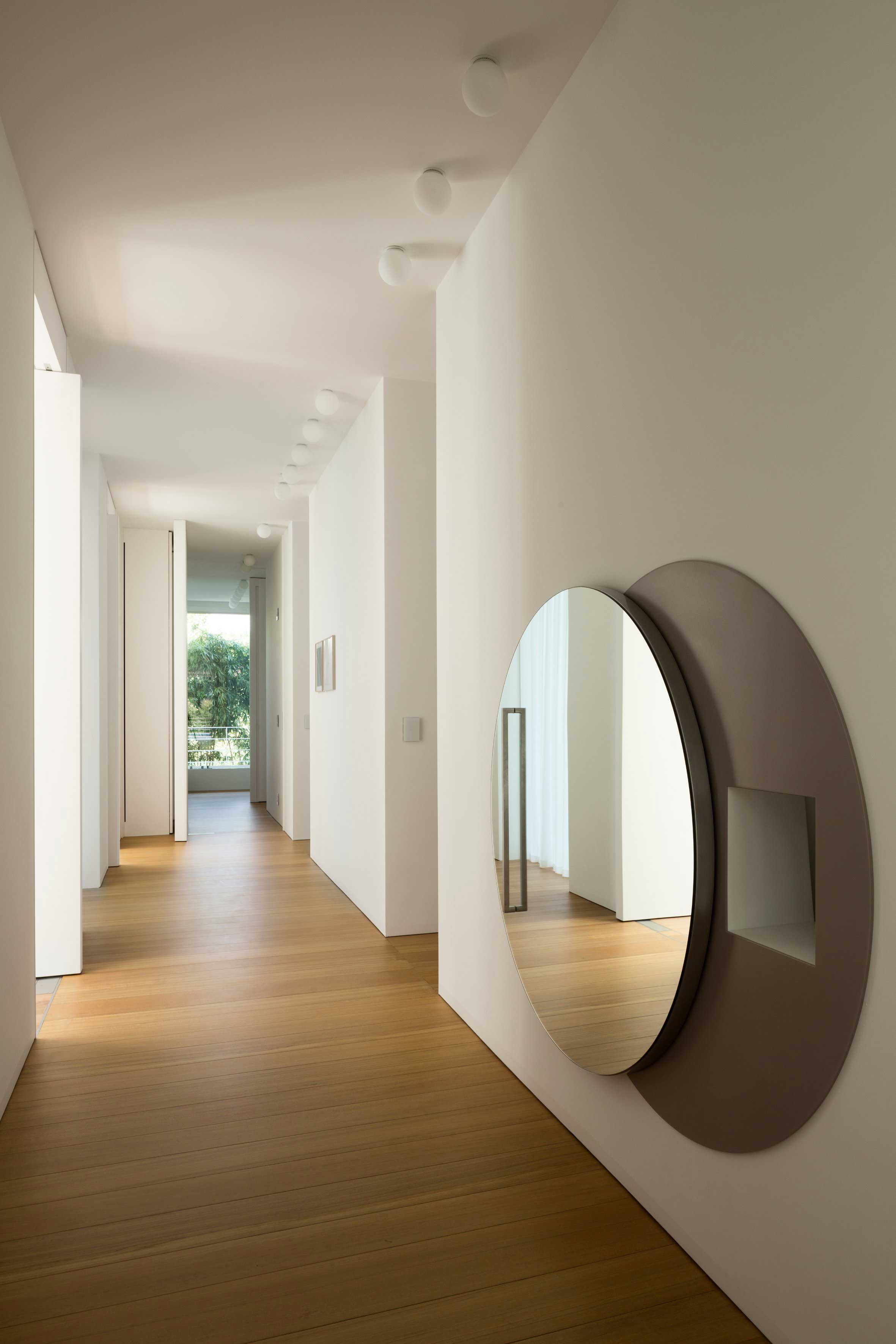 An Elegant Contemporary Home for a Couple with Three Children in Treviso by Zaetta Studio (19)