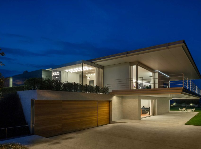 An Elegant Contemporary Home for a Couple with Three Children in Treviso by Zaetta Studio (31)