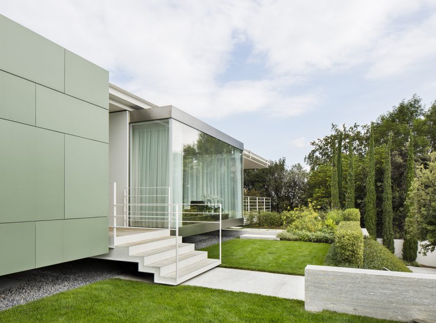 An Elegant Contemporary Home for a Couple with Three Children in Treviso by Zaetta Studio (5)