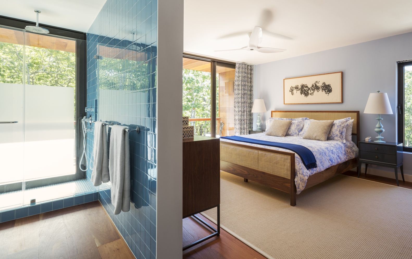 An Elegant Contemporary Home in the Woods for a Young Family of Five in Southampton by Rangr Studio (14)