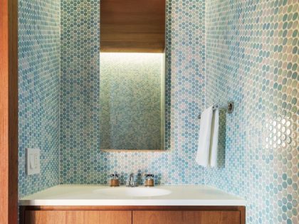 An Elegant Contemporary Home in the Woods for a Young Family of Five in Southampton by Rangr Studio (15)