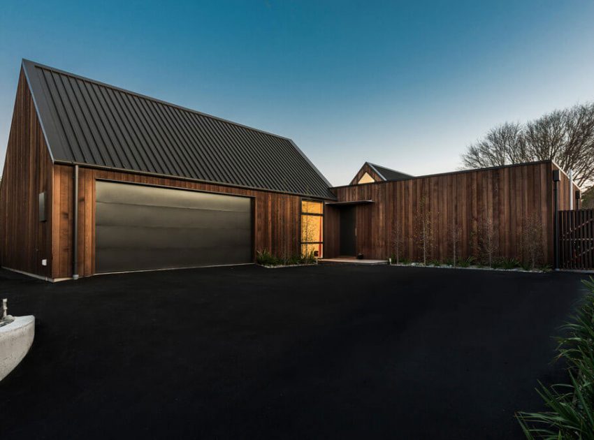 An Elegant Contemporary Home with Cathedral Ceiling and Gable in New Zealand by W2 Limited (10)