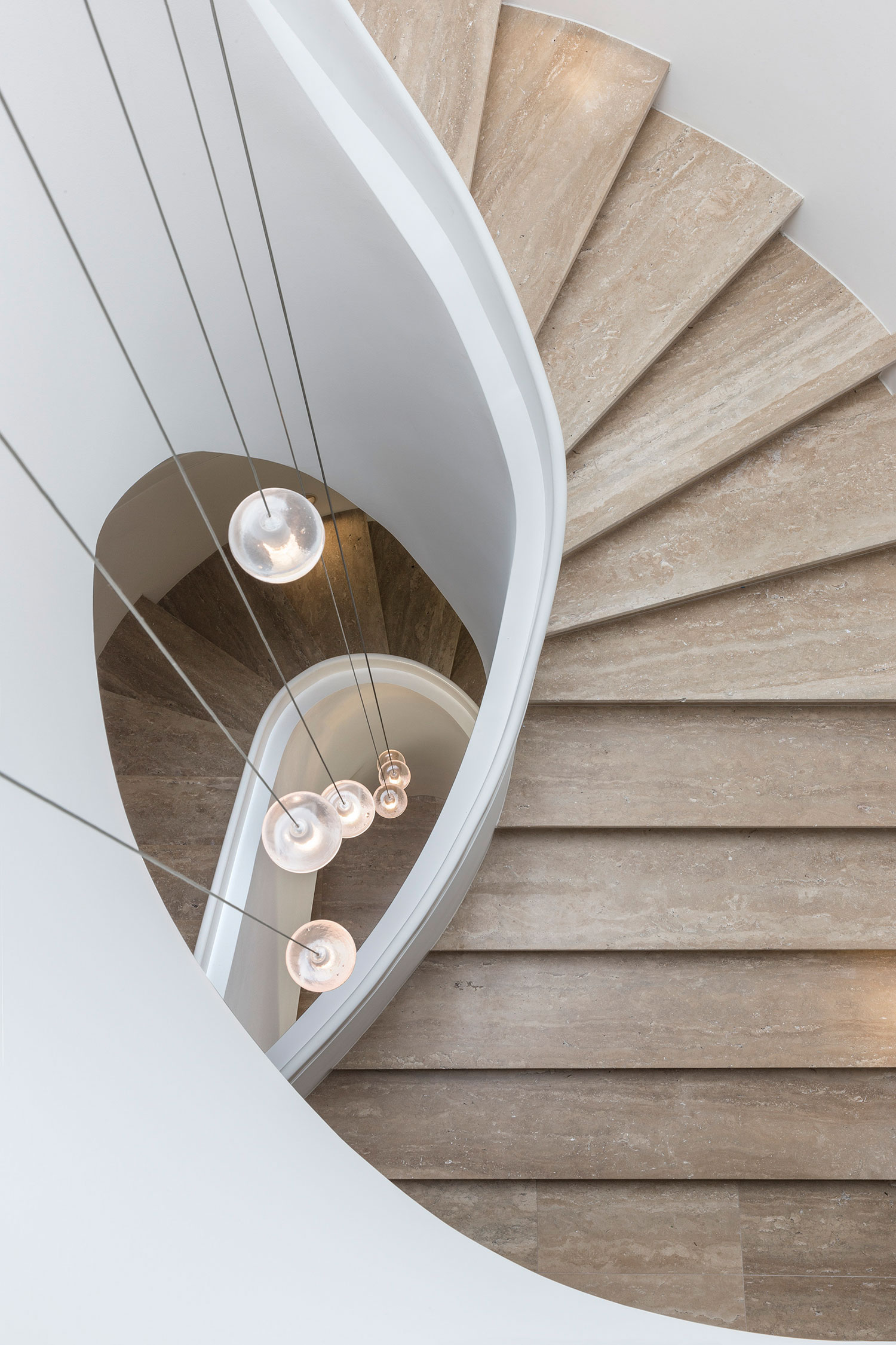 An Elegant Contemporary Home with Spiral Staircase and Classic Furniture in Sydney by CO-AP (14)