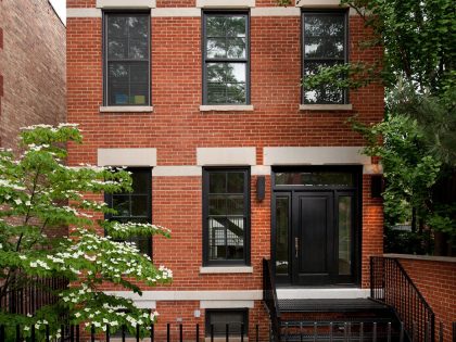 An Elegant Contemporary Home with Vertical Structure in Chicago by Hufft Projects (1)