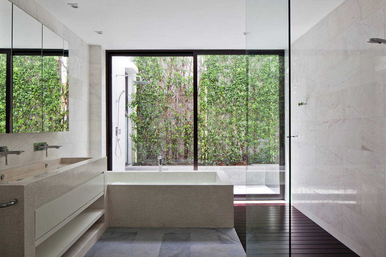 An Elegant Contemporary House with Clean Lines and Open Spaces in Thao Dien by MM ++ Architects (18)