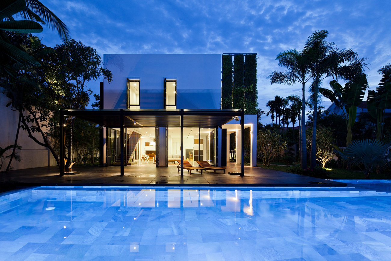 An Elegant Contemporary House with Clean Lines and Open Spaces in Thao Dien by MM ++ Architects (20)