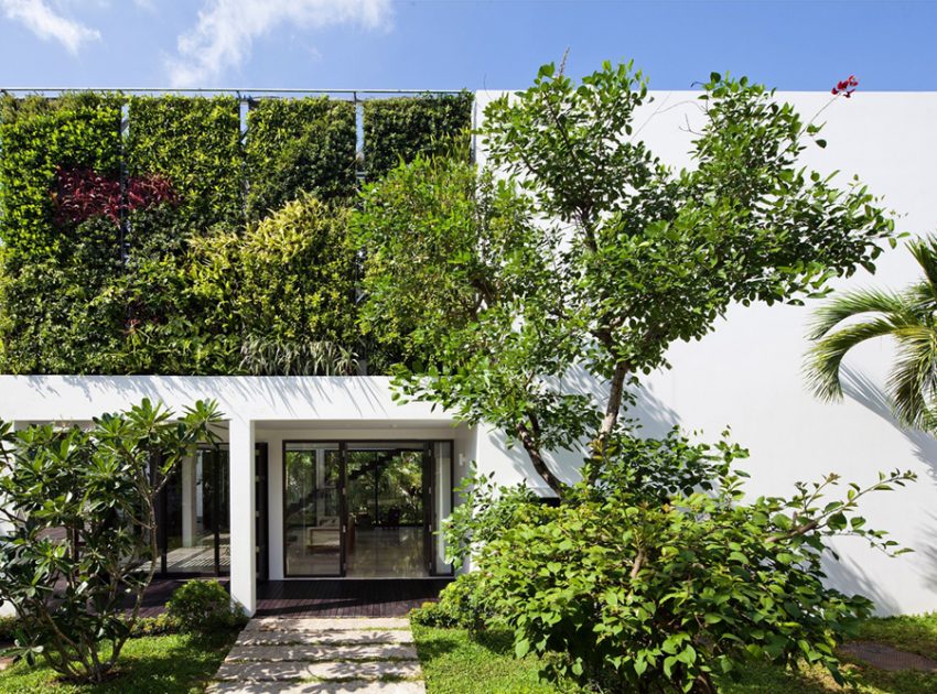 An Elegant Contemporary House with Clean Lines and Open Spaces in Thao Dien by MM ++ Architects (6)