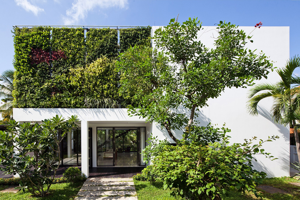 An Elegant Contemporary House with Clean Lines and Open Spaces in Thao Dien by MM ++ Architects (6)