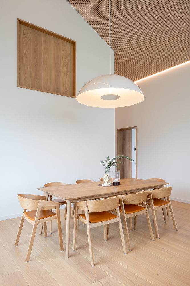 An Elegant Countryside Home for a Large Beautiful Family in Kaunas, Lithuania by ARCHISPEKTRAS (19)