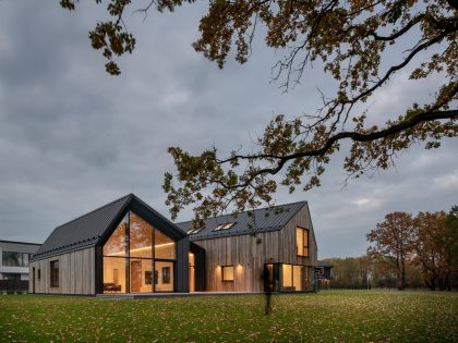 An Elegant Countryside Home for a Large Beautiful Family in Kaunas, Lithuania by ARCHISPEKTRAS (6)