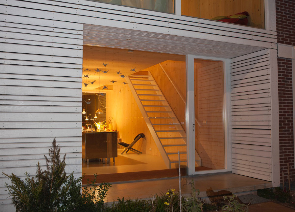 An Elegant Home with Wide Windows and Steel-Framed Balconies in Amsterdam by MEESVISSER (11)