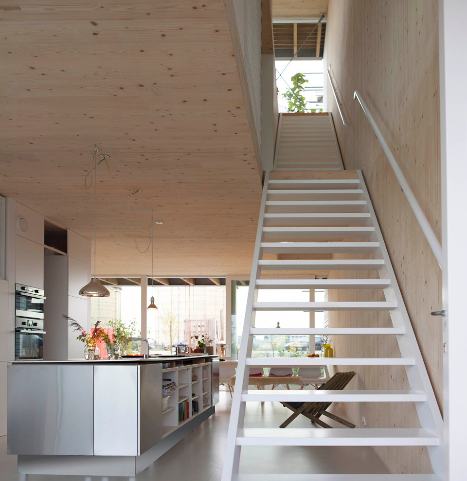 An Elegant Home with Wide Windows and Steel-Framed Balconies in Amsterdam by MEESVISSER (5)