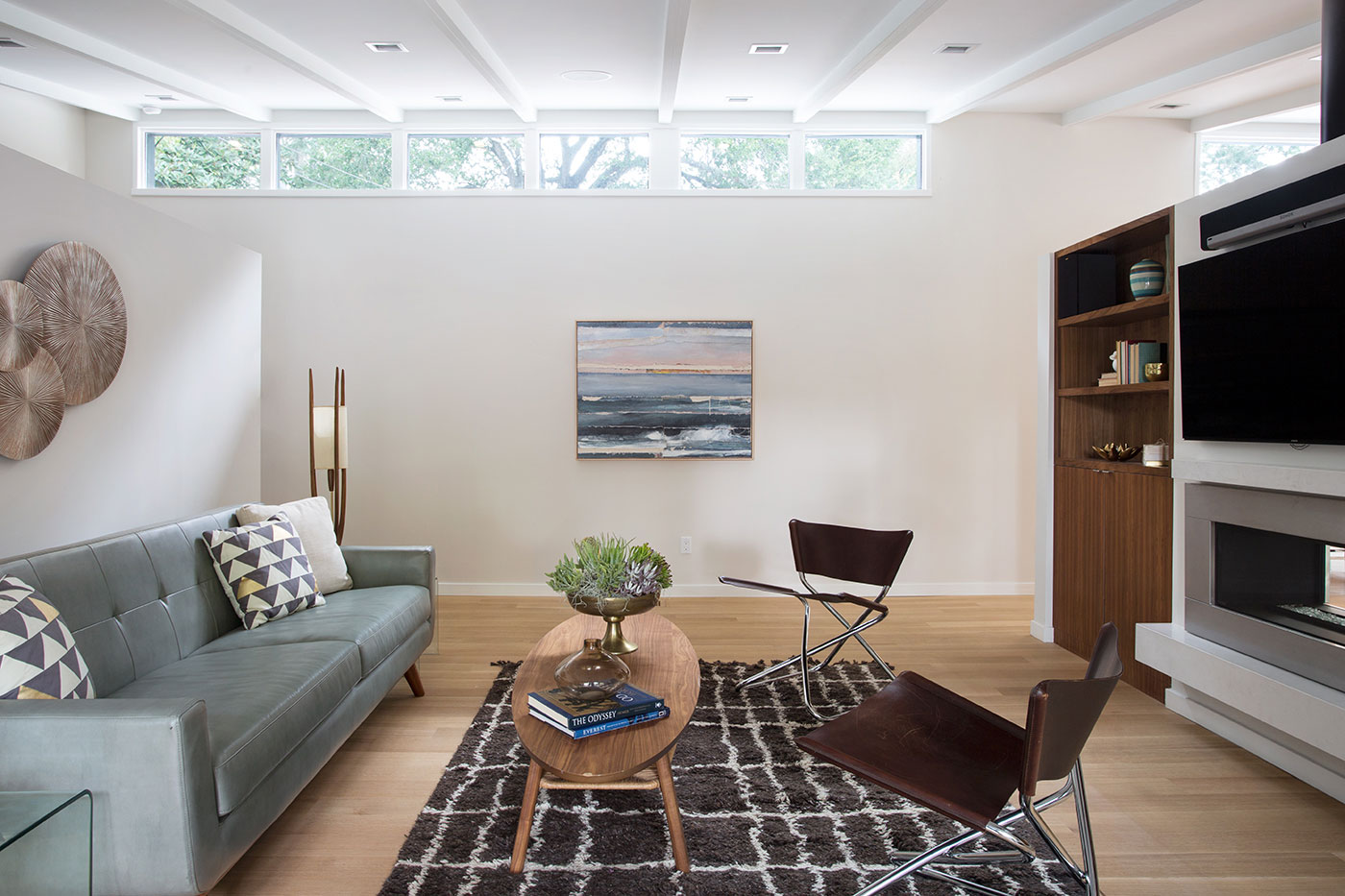 An Elegant Mid-Century Modern House for a Family of Five in Lafayette, California by Klopf Architecture (11)