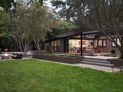 An Elegant Mid-Century Modern House for a Family of Five in Lafayette, California by Klopf Architecture (2)