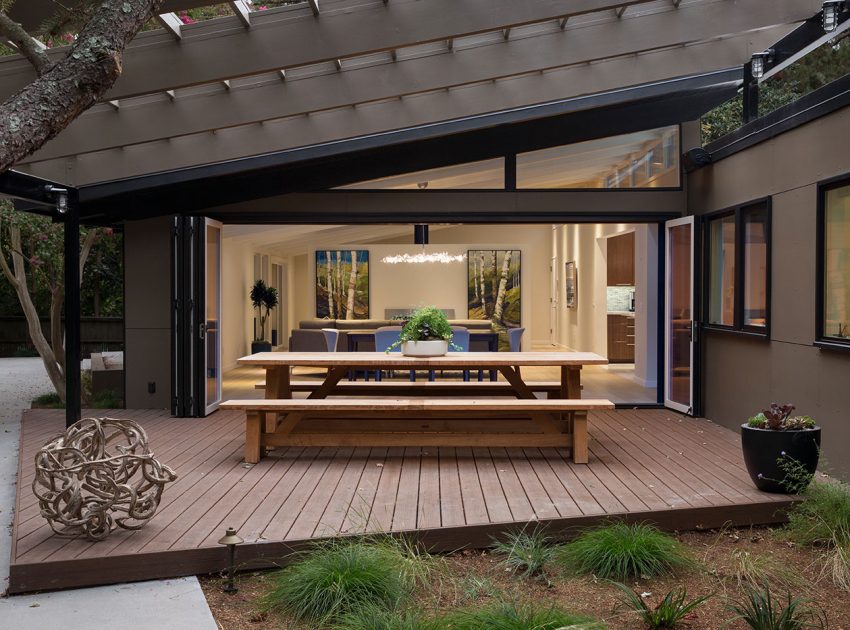 An Elegant Mid-Century Modern House for a Family of Five in Lafayette, California by Klopf Architecture (3)