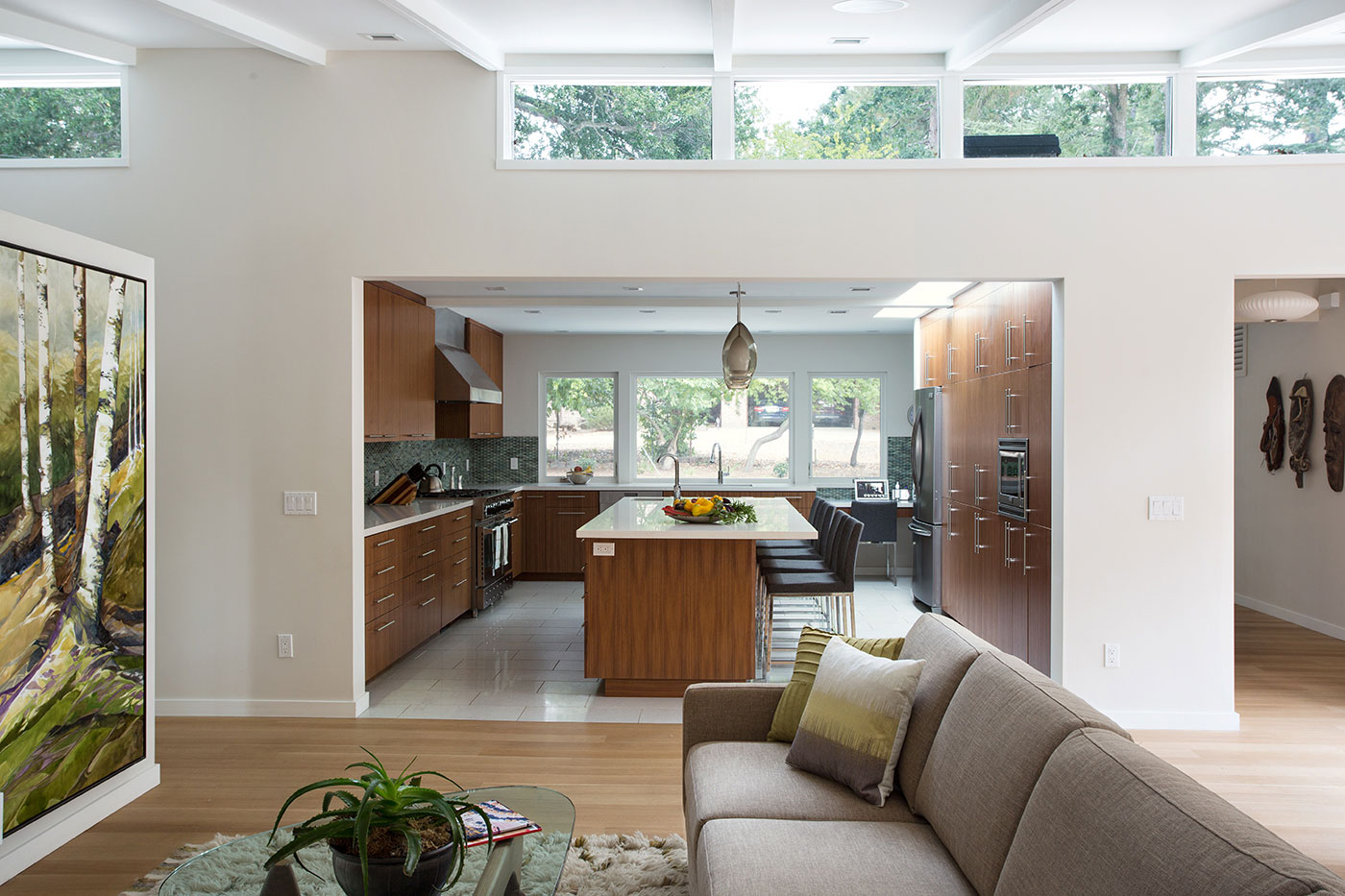 An Elegant Mid-Century Modern House for a Family of Five in Lafayette, California by Klopf Architecture (7)