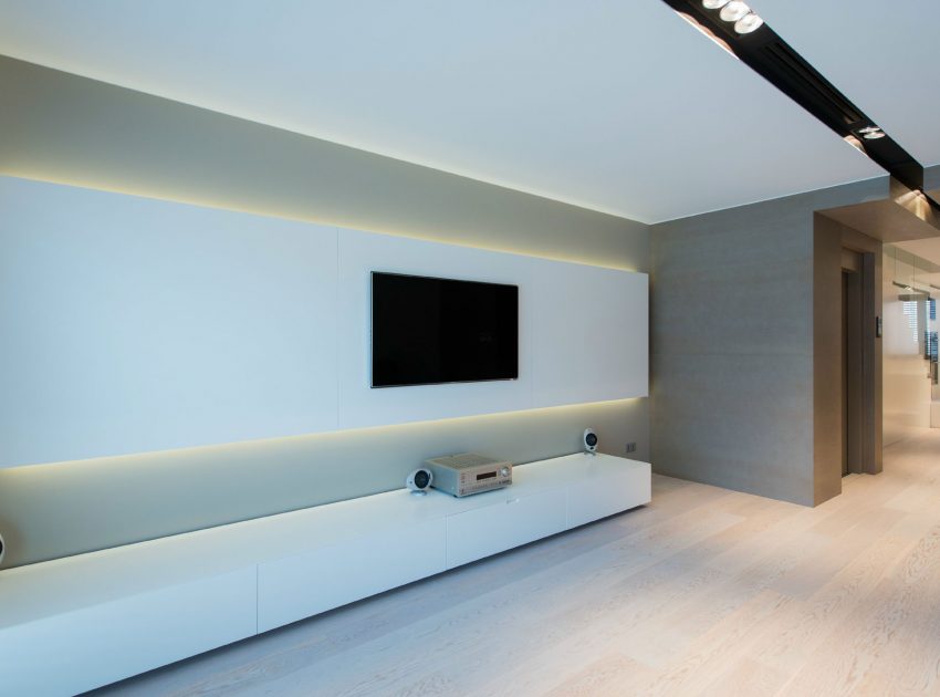 An Elegant Minimalist Home with Beautiful Interiors in Barcelona by ph5 design (2)