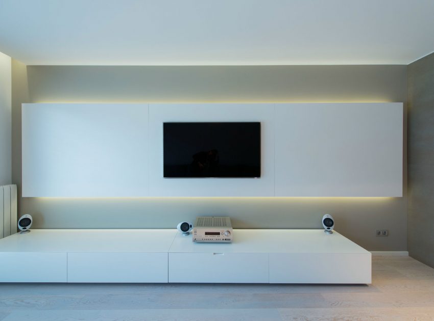 An Elegant Minimalist Home with Beautiful Interiors in Barcelona by ph5 design (3)