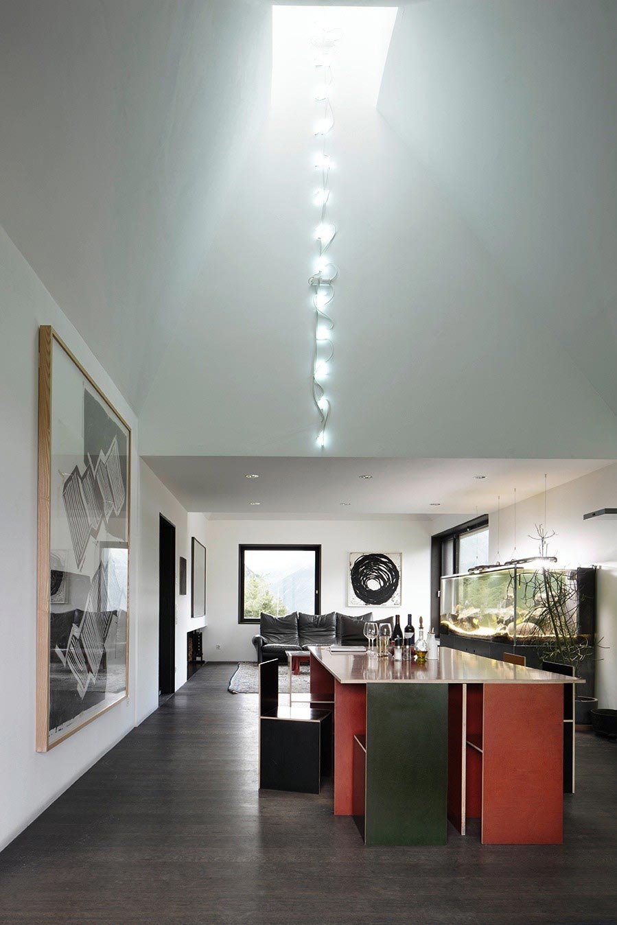 An Elegant Modern Concrete Home in Zuoz, Switzerland by Men Duri Arquint (8)