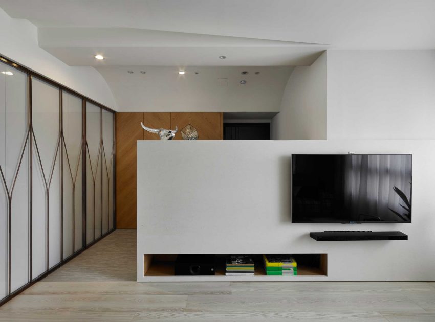 An Elegant and Fascinating Contemporary Home for a Three-Person in New Taipei City by KC Design Studio (4)