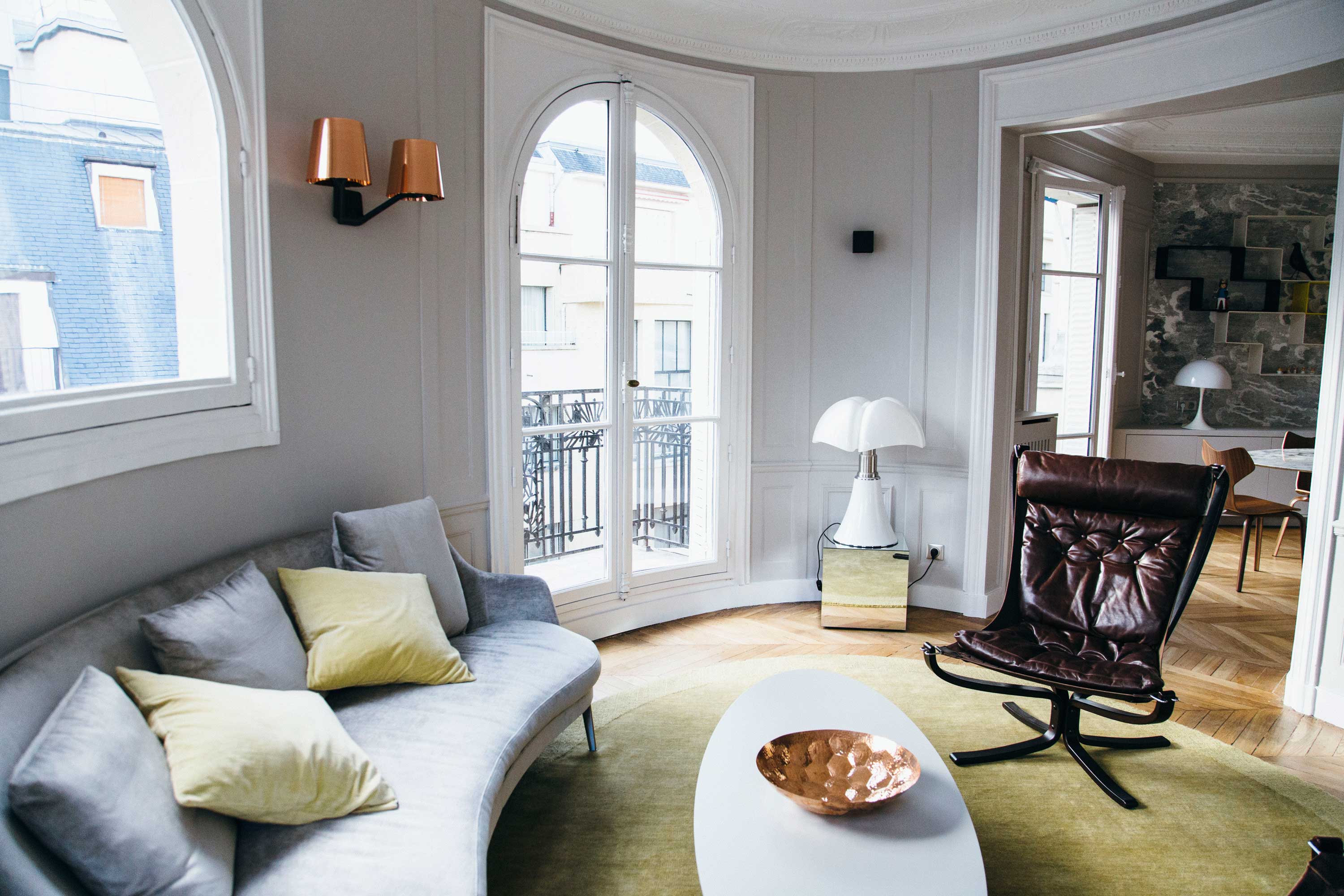 An Elegant and Luminous Contemporary Home in Paris by Camille Hermand Architectures (1)