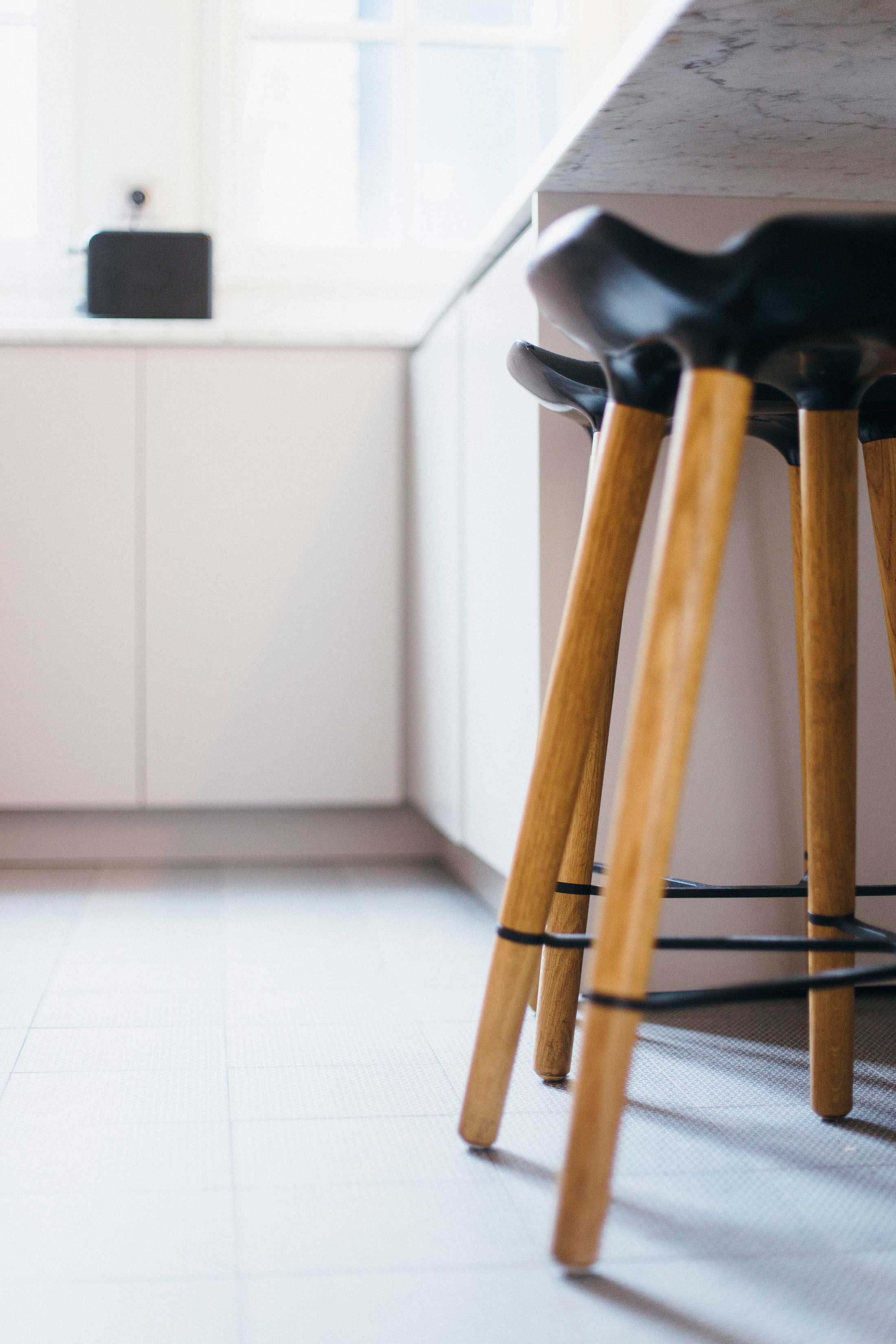 An Elegant and Luminous Contemporary Home in Paris by Camille Hermand Architectures (12)