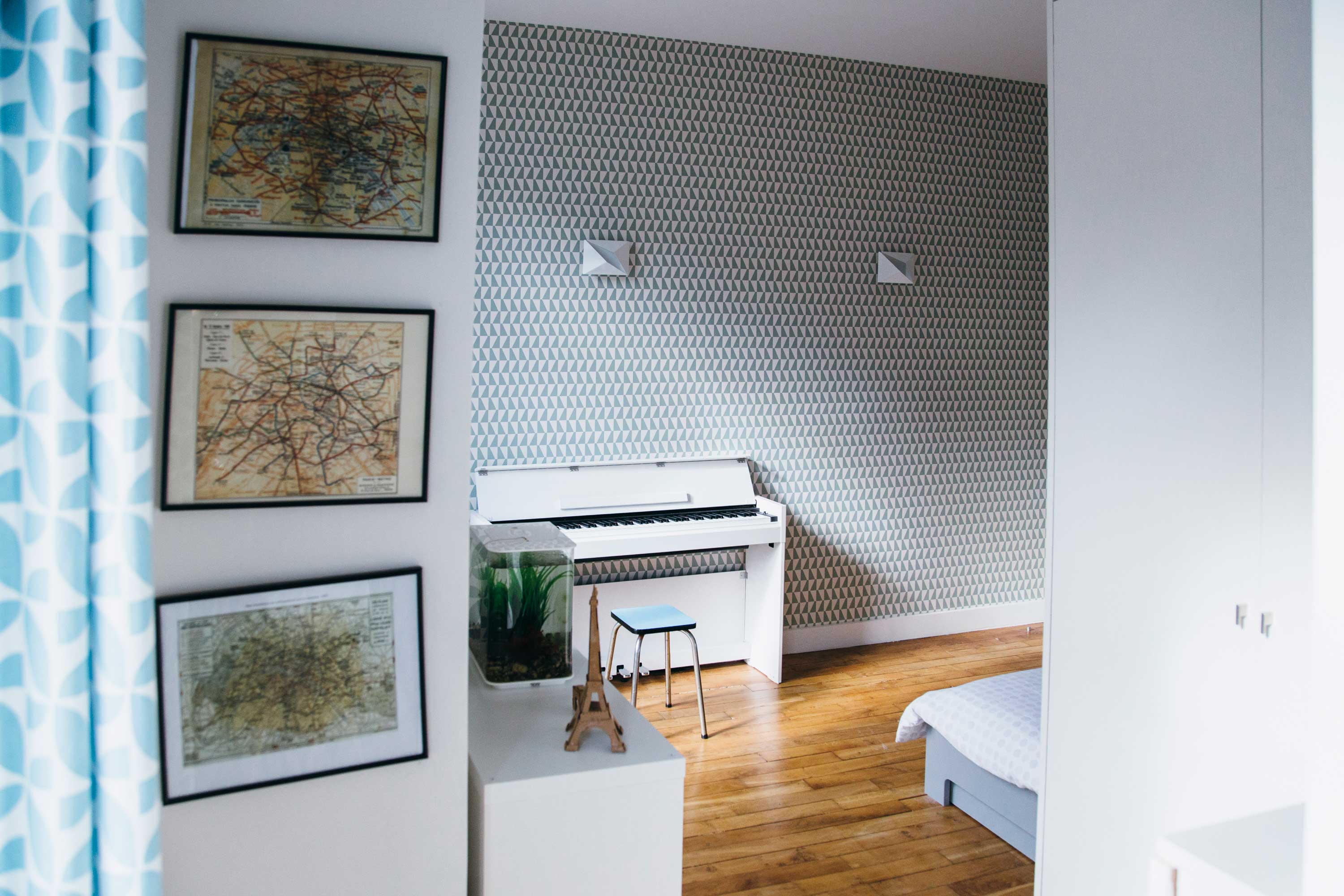 An Elegant and Luminous Contemporary Home in Paris by Camille Hermand Architectures (39)